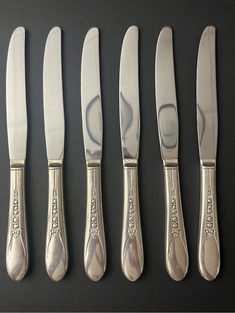 Wm Rogers Mfg Co Silverplate  Pricilla AKA Lady Ann Set of 6 Dinner Knives